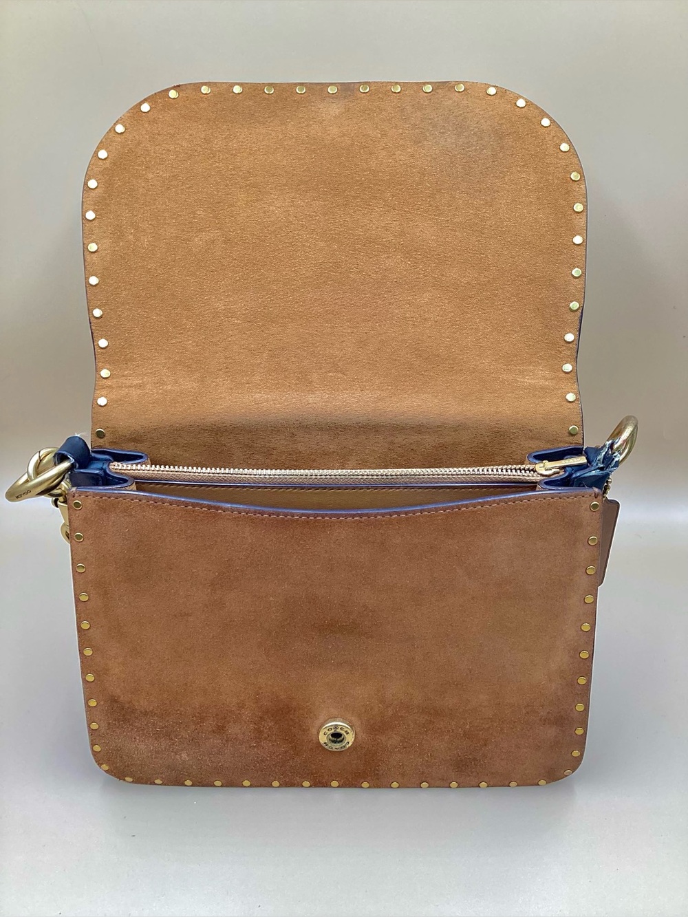 STYLISH COACH BEAT Vintage Bag! Great condition! A fashionista must have! - Picture 12 of 13